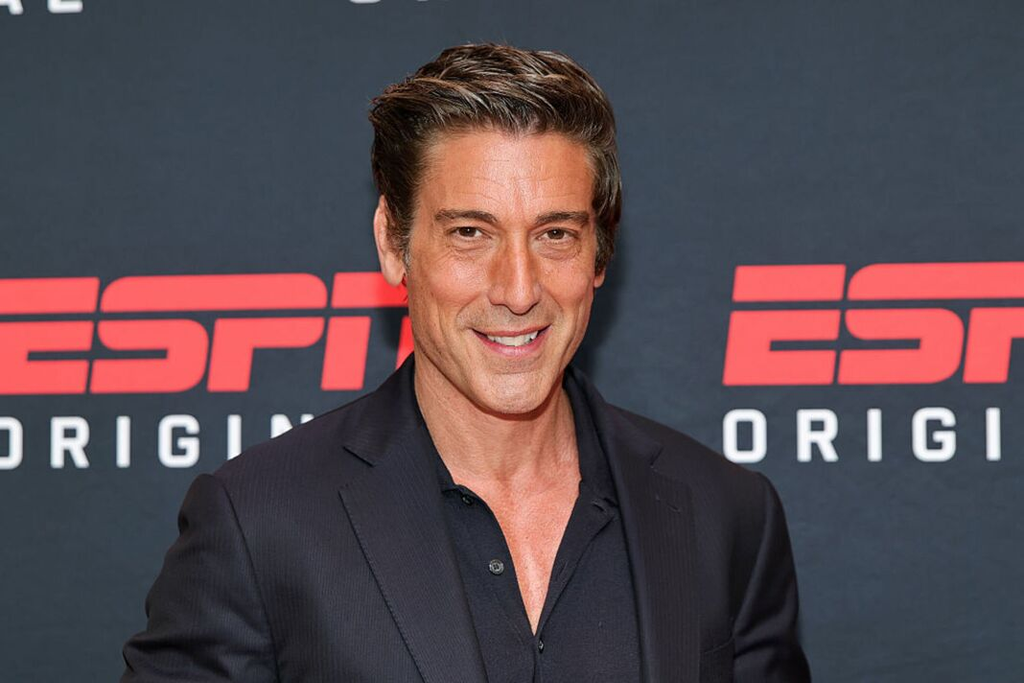 Is David Muir in a Relationship Right Now?