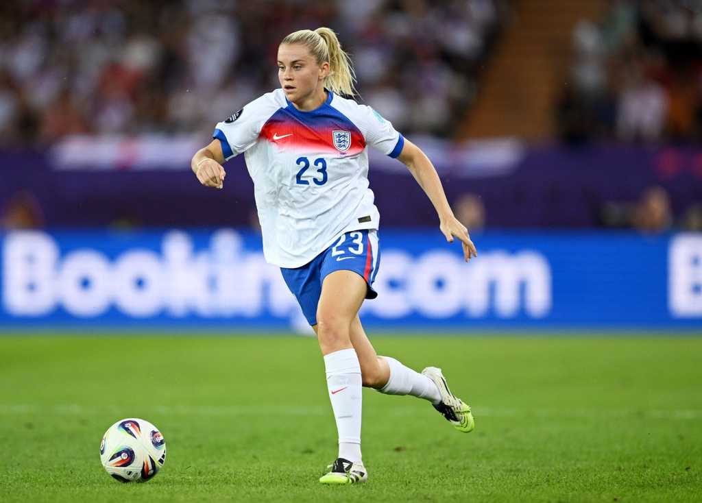 Who Is Alessia Russo? A Quick Career Snapshot