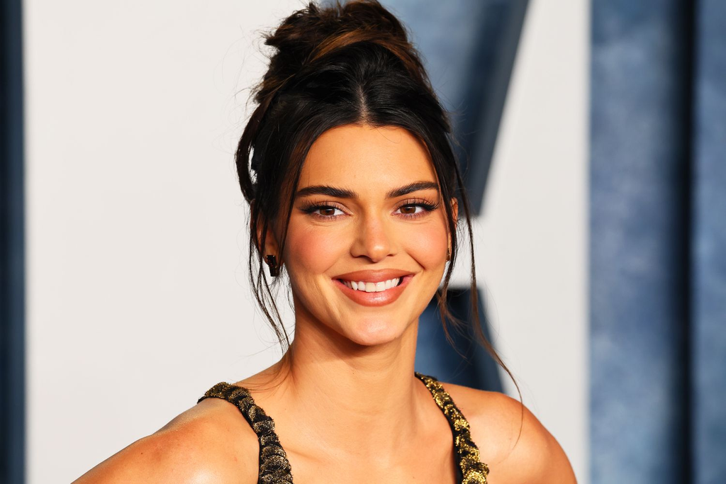Frank Sinatra and Kendall Jenner The Complete Guide to Two Icons Across Generations Who Is Kendall Jenner