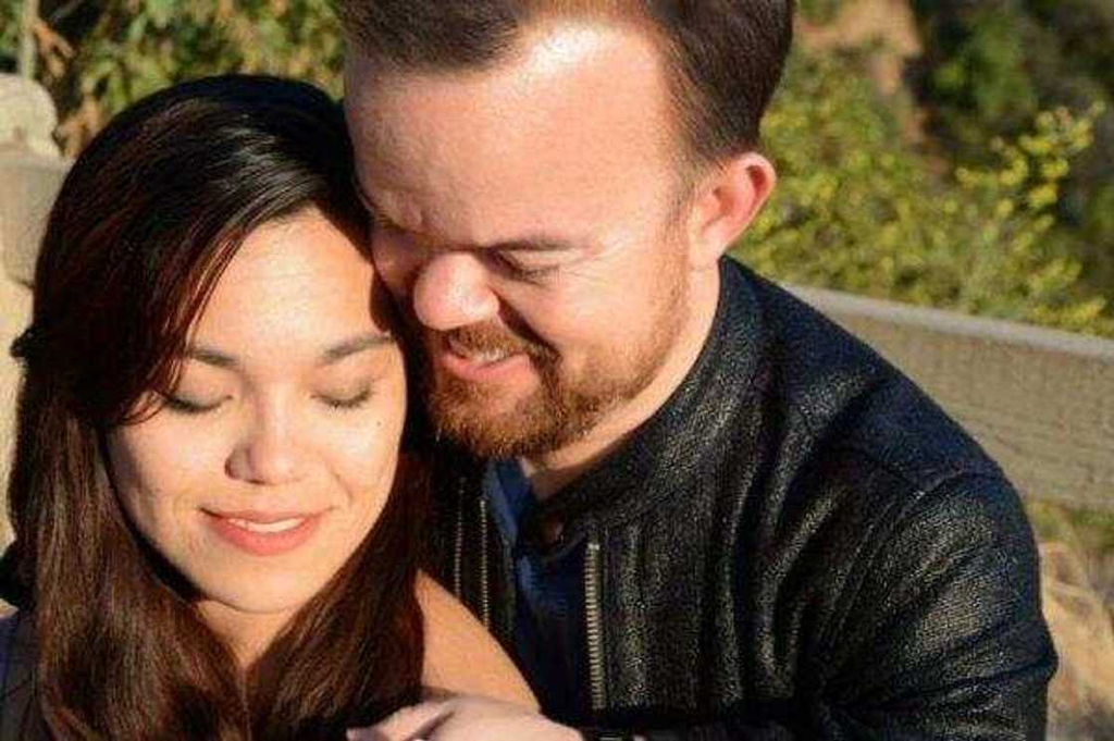 How Did Brad Williams Meet His Wife?